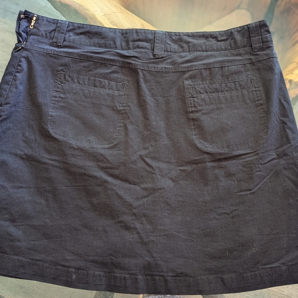 Vaurnet Skort - Picture 8 of 9